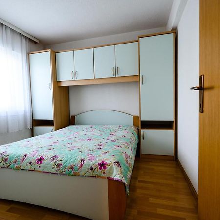 Apartmani Milka Zara Esterno foto