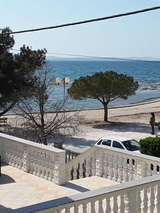 Apartmani Milka Zara Esterno foto