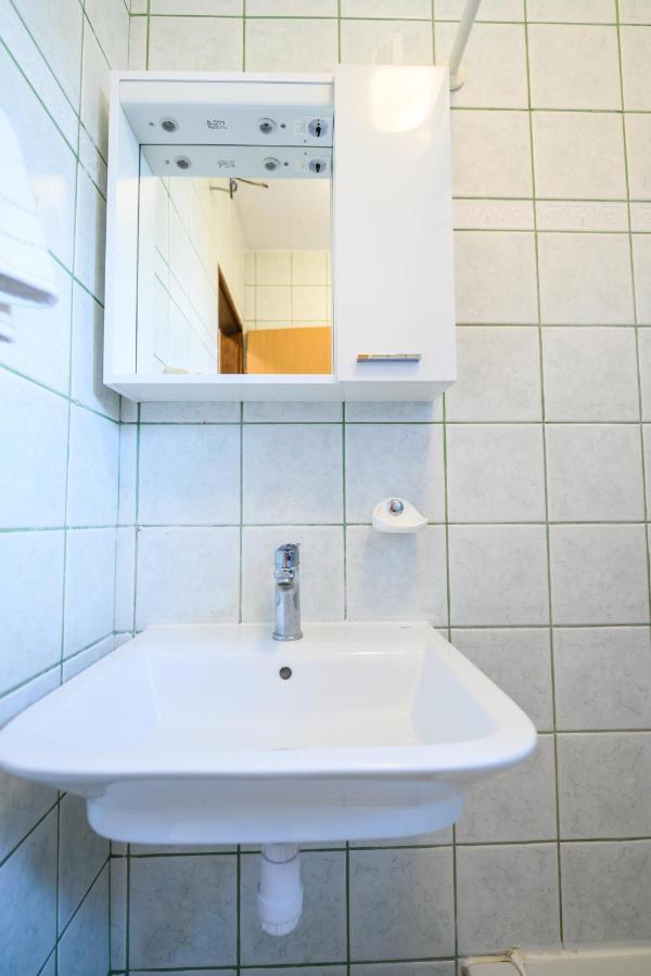Apartmani Milka Zara Esterno foto