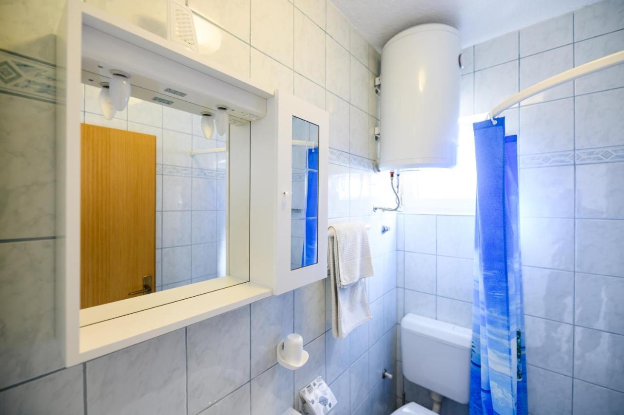 Apartmani Milka Zara Esterno foto